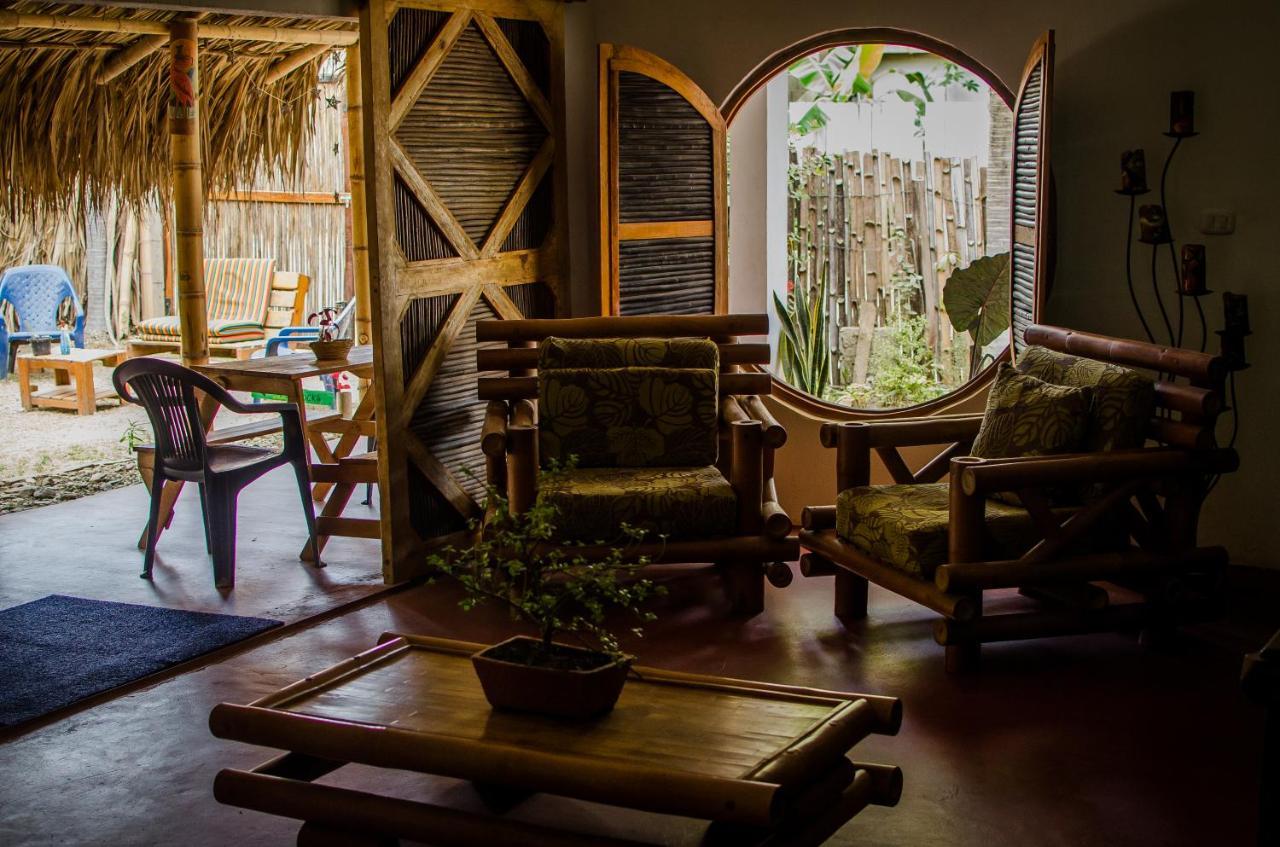 Hostal Corazon De Tagua Palomino Exterior photo